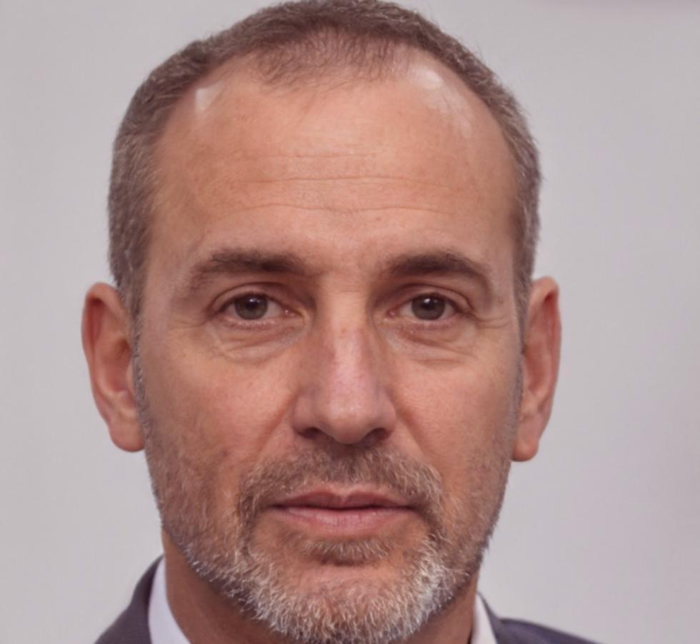 Basilio Uriarte, Especialista en Presupuestos en Glumpek